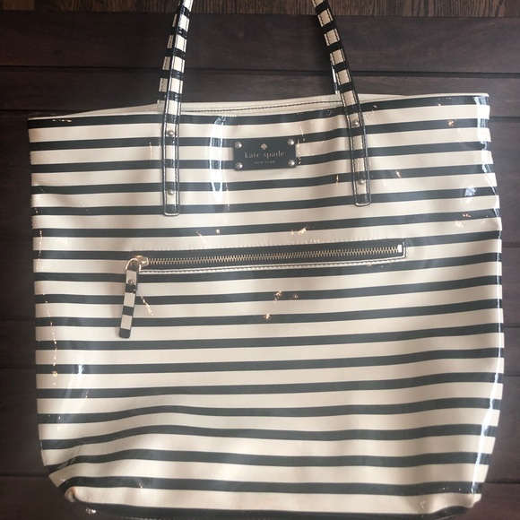 kate spade Handbags - Kate Spade Striped Tote